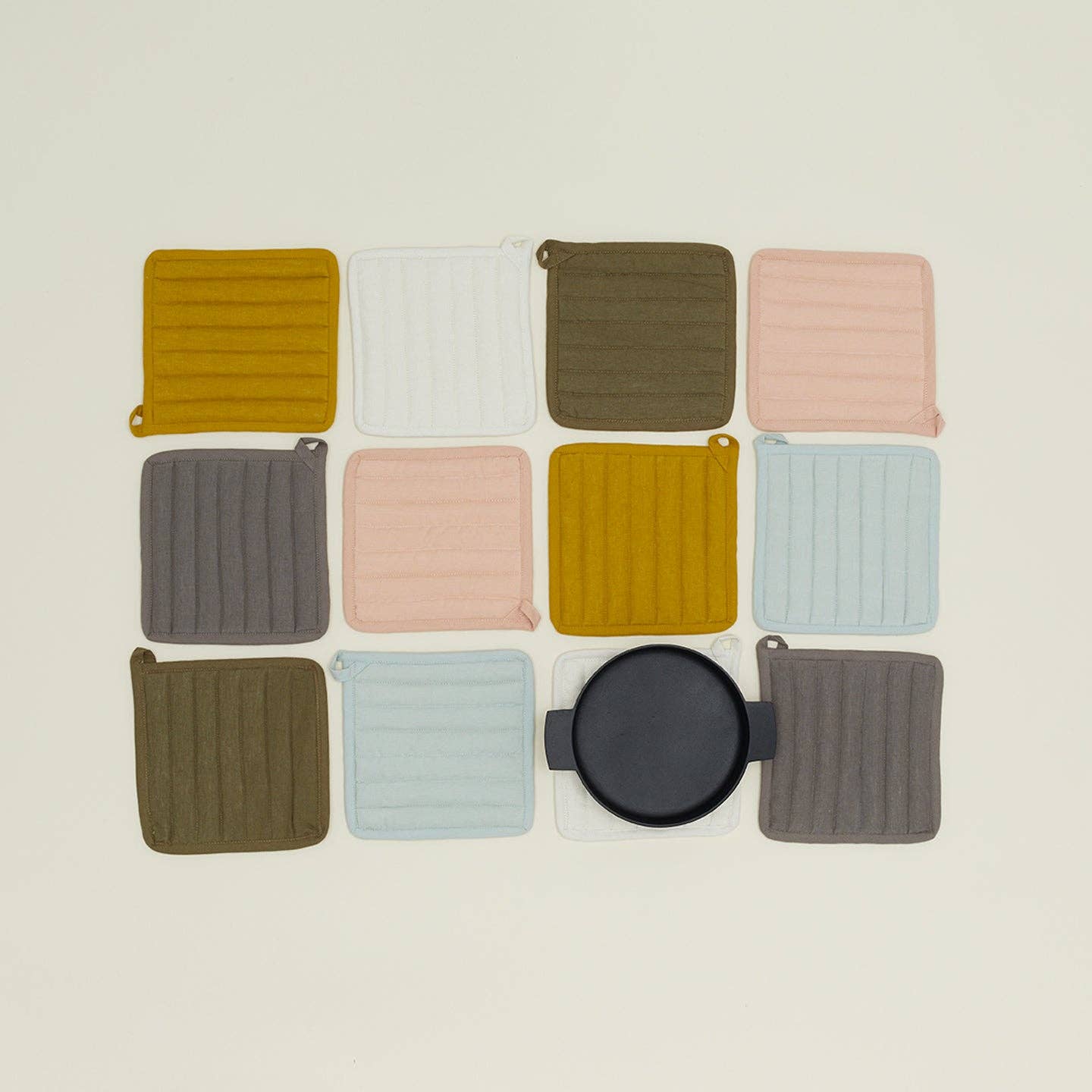 Hawkins New York - Simple Linen Pot Holders (Set of 2)